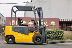 江蘇電動(dòng)叉車廠家如何選拔培養(yǎng)人才？