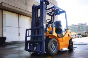 電動(dòng)叉車直流電動(dòng)機(jī)的維修